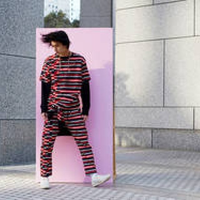 Sporty Mode That Blends into the Urban Landscape | Onitsuka Tiger