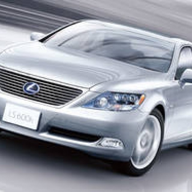  レクサス LS600h/LS600hL ギャラリー