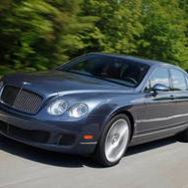  BENTLEY CONTINENTAL FLYING SPUR/CONTINENTAL FLYING SPUR SPEED｜俊足のラグジュアリーサルーン「べントレー・コンチネンタル フライング...