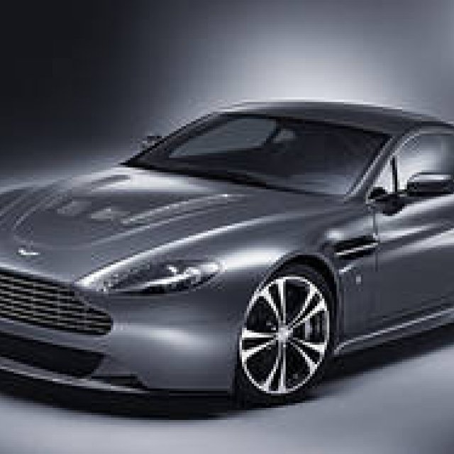  ASTON MARTIN V12 VANTAGE｜史上最強のアストン ギャラリー
