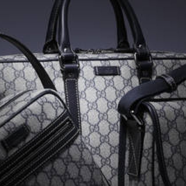  GUCCI｜品格あるグッチのGGプラス素材のラゲージシリーズ ギャラリー