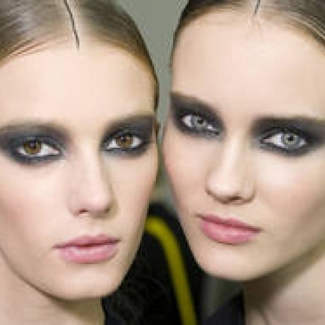  CHANEL｜ピーター フィリップスが手がけた2011春夏プレタポルテコレクション ギャラリー