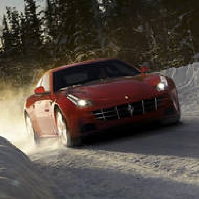 Ferrari Four（FF） ギャラリー