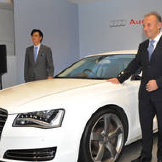  Audi｜サッカー日本代表とのコラボシャツプレゼント！ ギャラリー