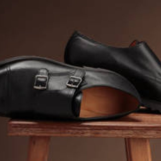  JOHN LOBB│“ディープブルー”が美しい日本限定モデル ギャラリー