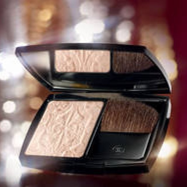 CHANEL｜「2011 クリスマス メイクアップ コレクション」特別限定品 ギャラリー