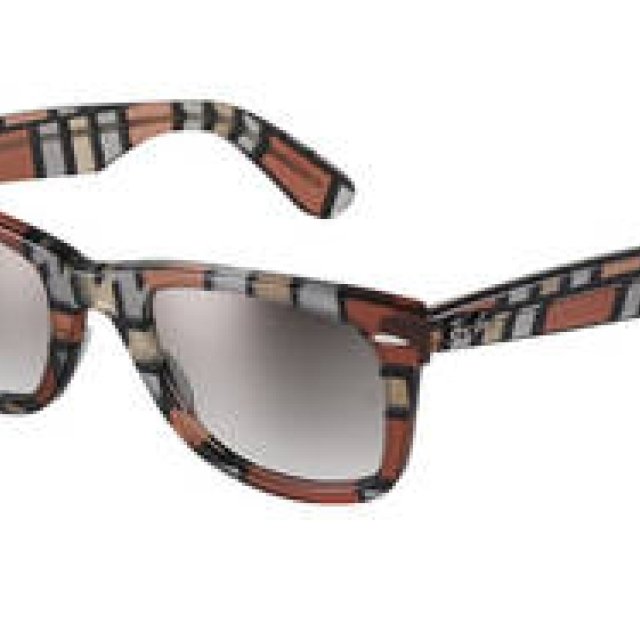 Ray-Ban｜「WAYFARER」RARE PRINTSシリーズに新バリエーション登場 ギャラリー