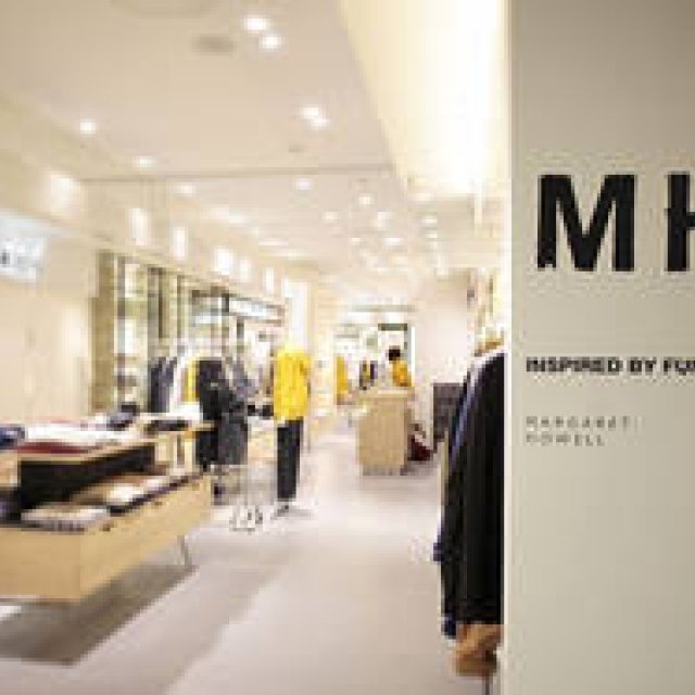 MARGARET HOWELL｜都内初のインショップ『MHL.ルミネ新宿』オープン ギャラリー