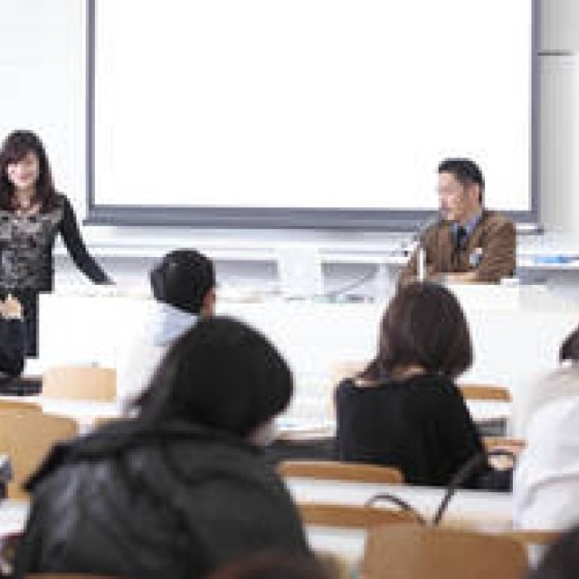 信國太志×中野香織　明治大学　白熱ファッション講座 ギャラリー