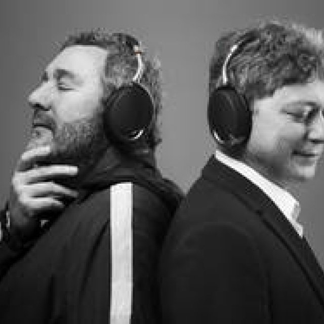 Parrot | Wireless Audio Headphones "Parrot Zik" Gallery