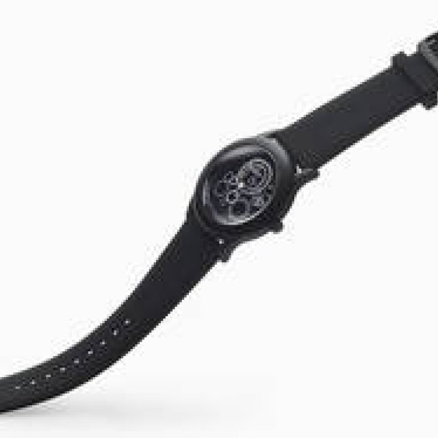 noon｜nendoがデザインした5種類の腕時計「dark noon」コレクション ギャラリー