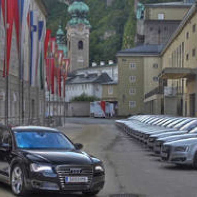Audi nightという贅たくな世界へ ギャラリー