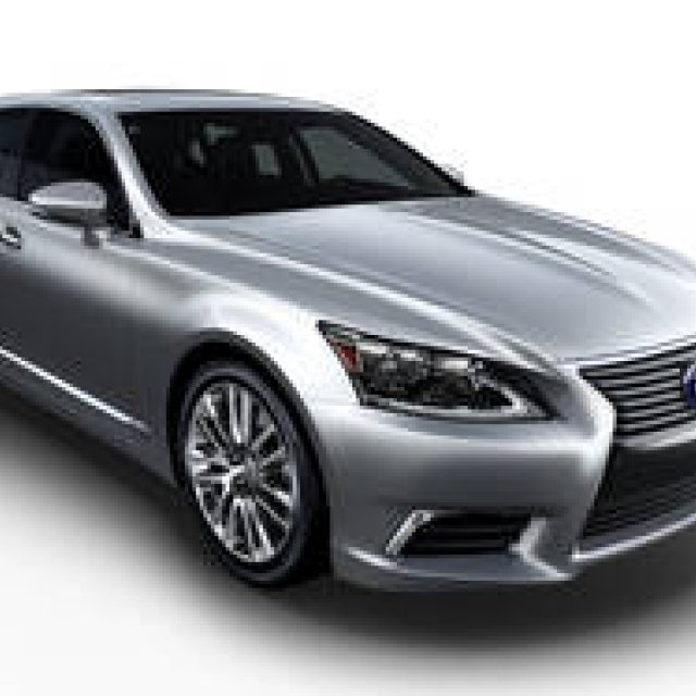 あらたなレクサスLSをお披露目！｜Lexus