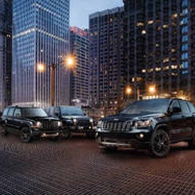 Jeepの3車種に、限定車「Altitude シリーズ」登場｜Jeep ギャラリー