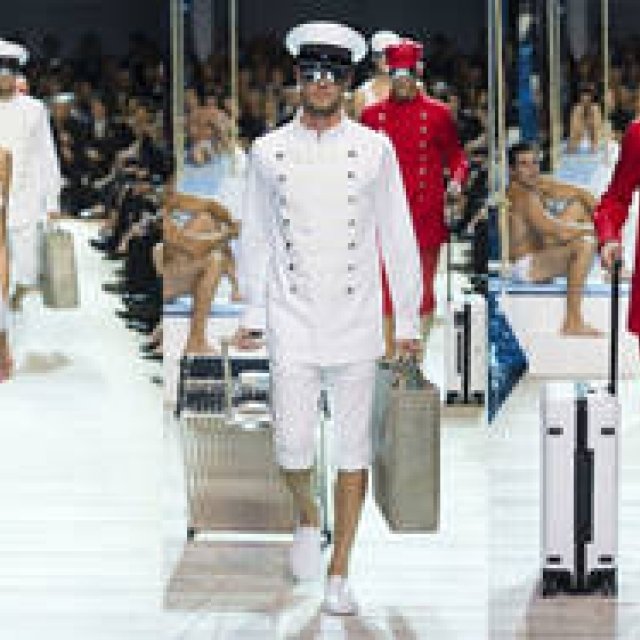 MONCLER GAMME ROUGE｜2013年春夏コレクション