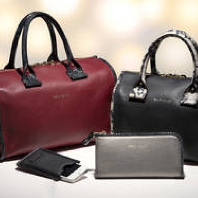SEE BY CHLOÉ｜よりモードに生まれ変わった、新生シー バイ クロエのクリスマスコレクション ギャラリー