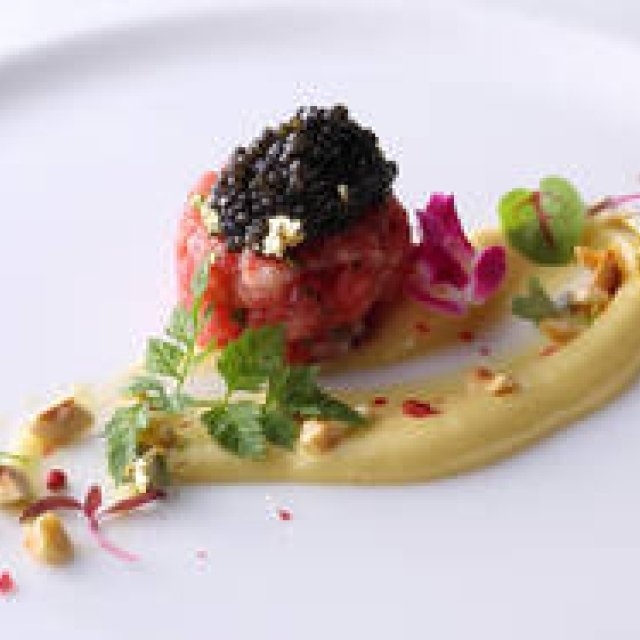 EAT: A Romantic Christmas Course at Armani / Ristorante | Gallery