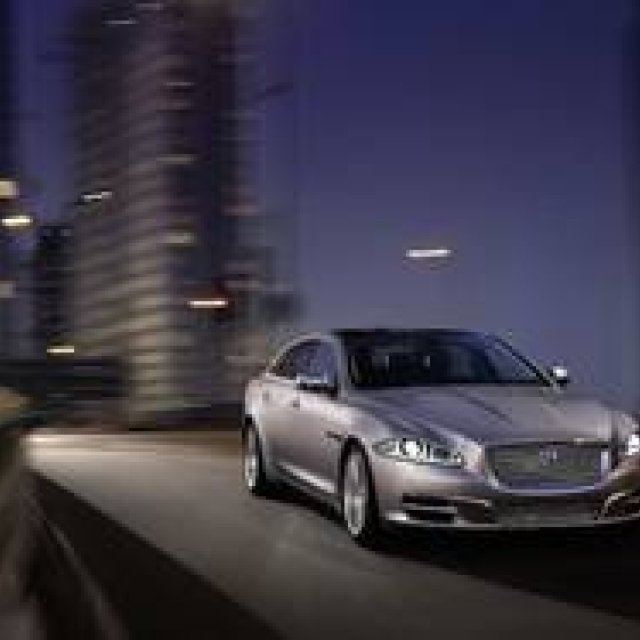 Jaguar Announces Specifications and Prices for 2013 XJ and XF Models | Jaguar