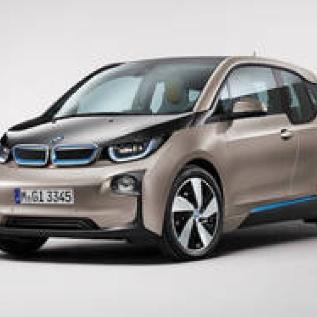 アマゾンでBMWのEVを買う時代｜BMW ギャラリー