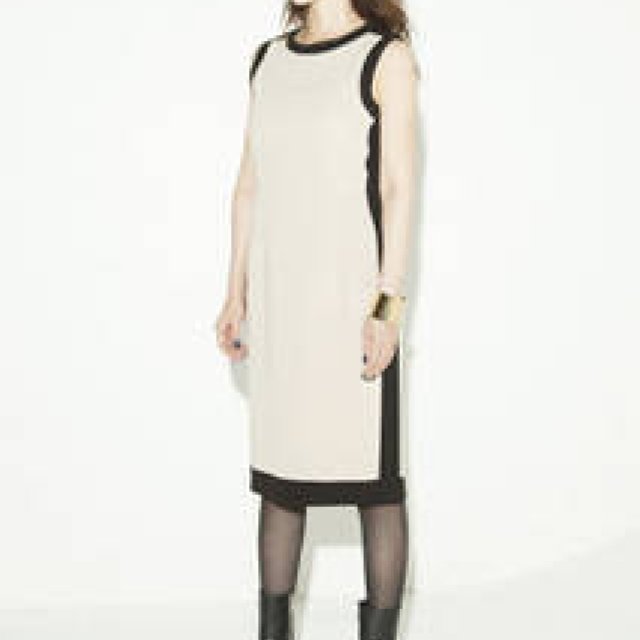 YOU Directs the Women's Formal Brand "PEELSLOWLY" | PEELSLOWLY Gallery