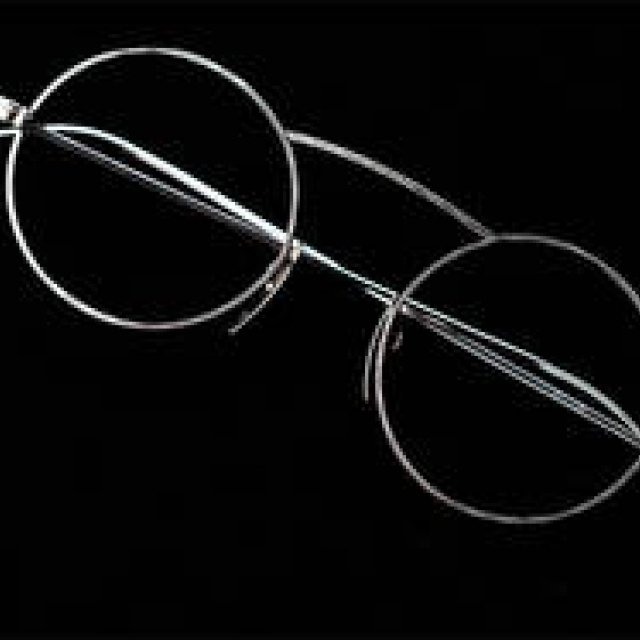 Feature | 8 "Round" Glasses You Should Get Now Gallery