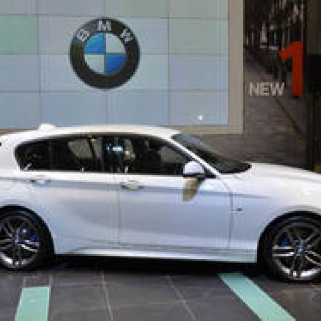 The Facelifted BMW 1 Series Debuts in Japan | BMW Gallery