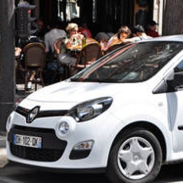 パリ在住の日本人クリエイターが考える、ルノーのある生活（1）｜Renault ギャラリー