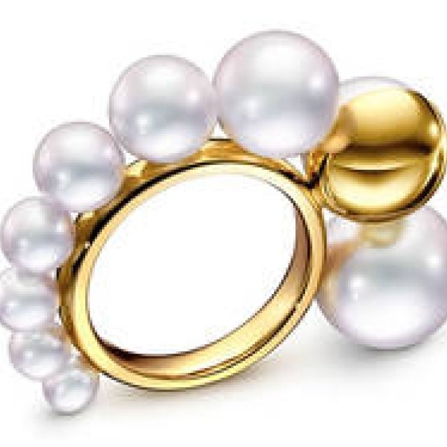 idea by SOSU: TASAKI Pop-Up Shop Opens at Omotesando Hills | idea by SOSU Gallery