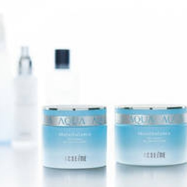Acseine Special Moisturizing Seminar Opens at Isetan Shinjuku Store | ACSEINE Gallery