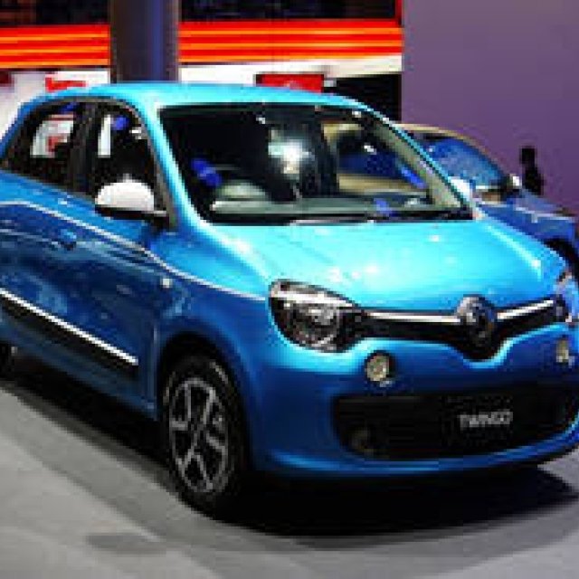New Twingo Planned for Launch on Display | Renault