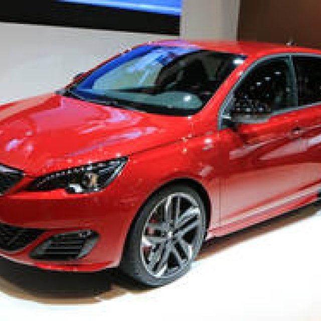 Radical Hot Hatch '308 GTi' Makes Japan Premiere | Peugeot