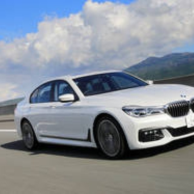 First Drive of BMW's Latest Flagship, the 7 Series, in Japan | BMW Gallery
