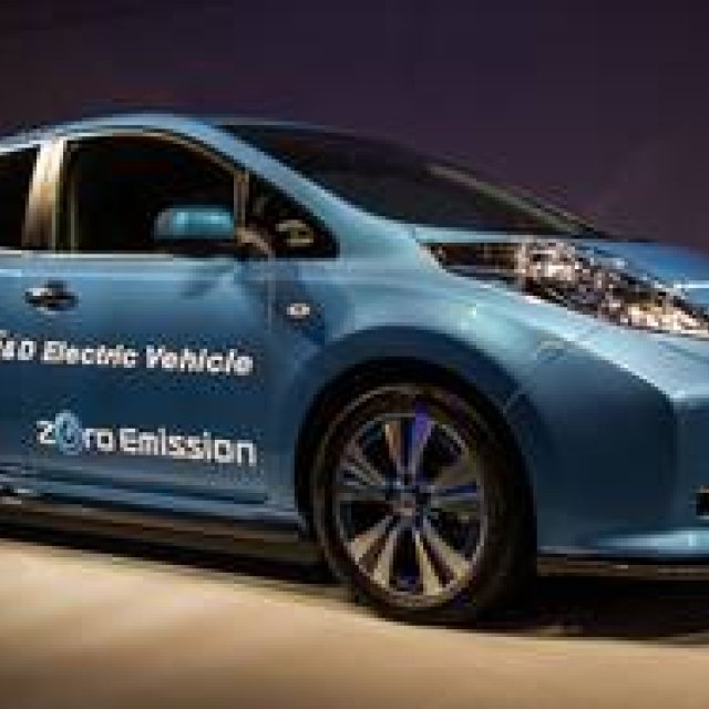 Nissan's Future Cars, Driven by Advanced Technology: Part 1 | Nissan Gallery
