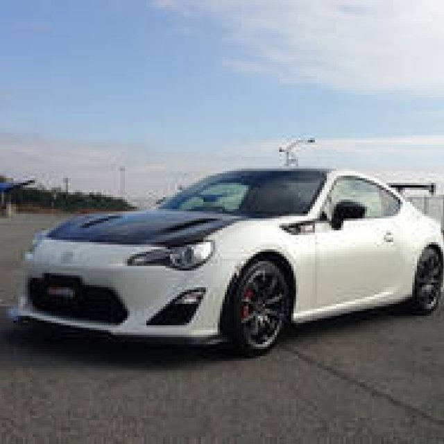 Test Drive: Toyota 86 GRMN | Toyota Gallery