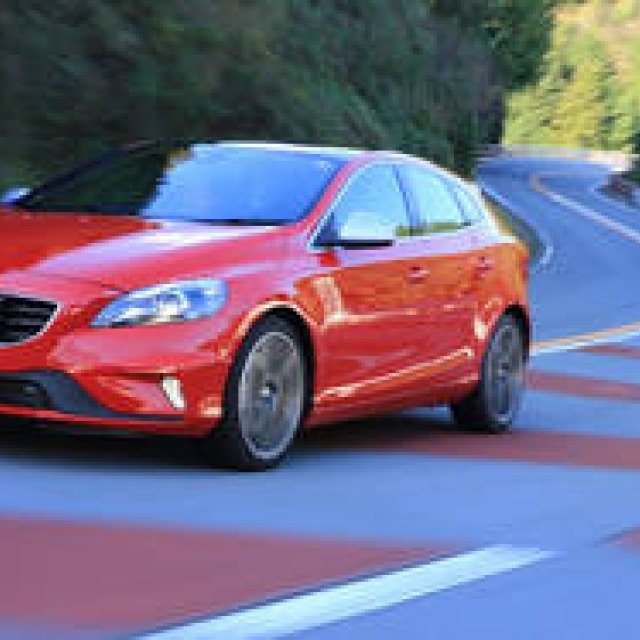 Test Drive of the Sporty Special Edition Volvo V40 D4 | VOLVO Gallery