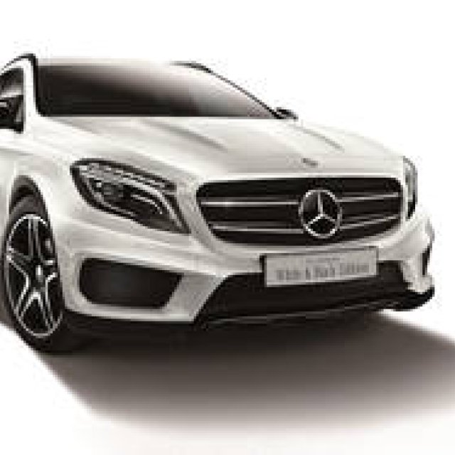 Mercedes-Benz GLA Special Edition Features Black and White Contrast at Mercedes-Benz Gallery