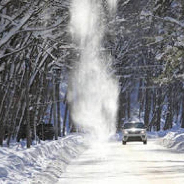 Test drive Jaguar and Land Rover models on snow | Jaguar & Land Rover Gallery