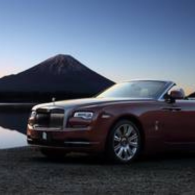 Rolls-Royce Announces Pricing for New Open-Top Dawn in Japan | Rolls-Royce Gallery