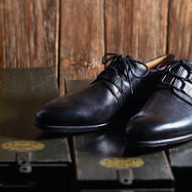 Shoes Embodied with the Essence of Design | JOHN LOBB Gallery