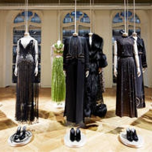 Givenchy Spring/Summer 2016 Women's Haute Couture Collection | Givenchy