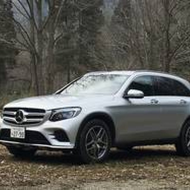 Test Drive of Mercedes' Latest SUV, the GLC | Mercedes-Benz Gallery