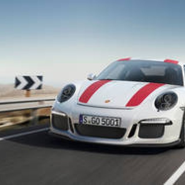 Porsche Opens Reservations for the Lightweight Pure Sports Model "911 R" | Porsche Gallery