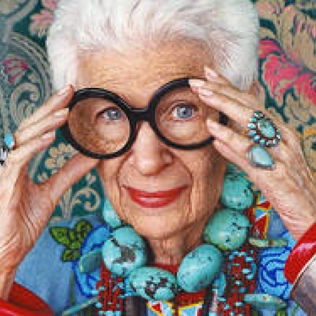 'Iris Apfel: 94 Years Young' Captures the Charm of a 94-Year-Old New Yorker | MOVIE Gallery