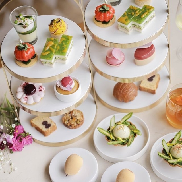 フォーシーズンズホテル東京大手町で、「初夏のフランス」を味わう