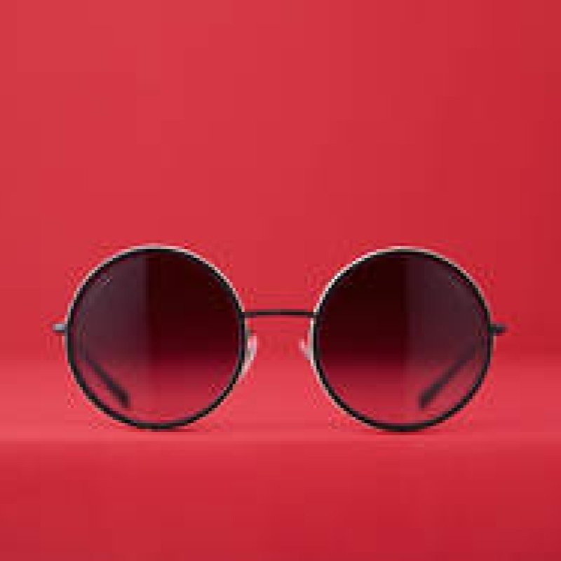 Vol. 47: Statement Sunglasses - CHANEL Gallery