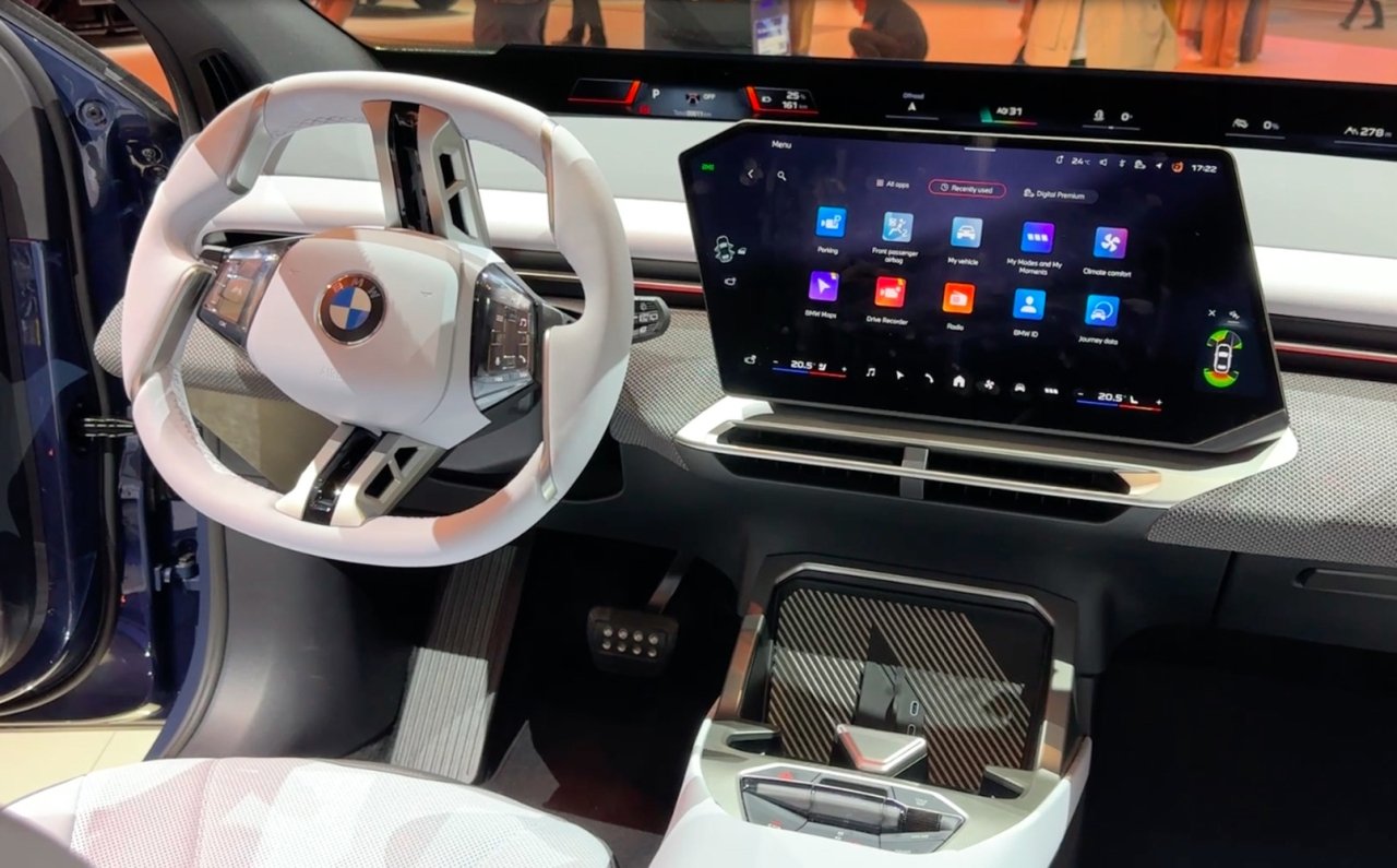 BMW iX3