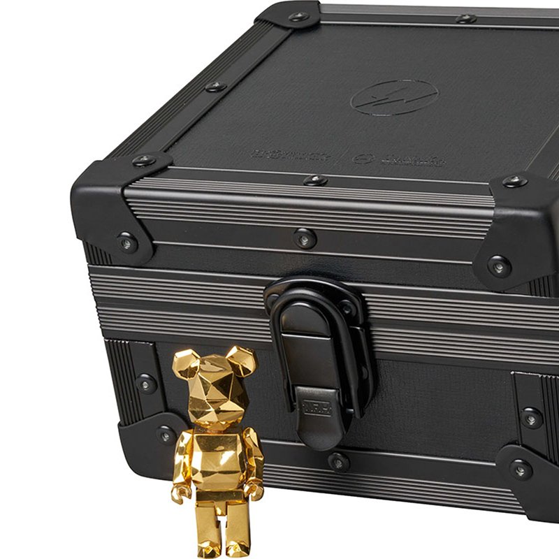 fragment × 田中貴金属による純金（K24）製BE@RBRICKが登場 | MEDICOM