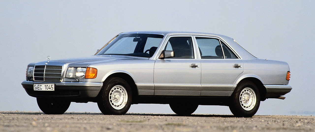 Mercedes-Benz S-Class (W126)