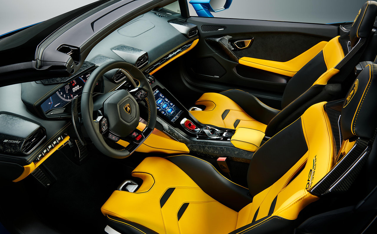Lamborghini Huracan EVO Rear-Wheel Drive Spyder