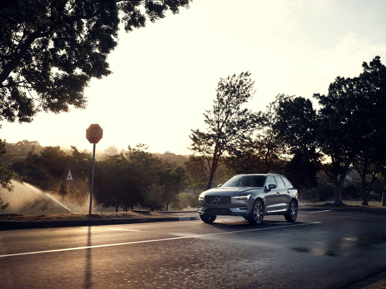 Premium Mid-size SUV XC60